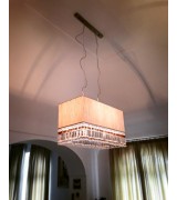 LAMPADARIO RETTANGOLARE IN STOFFA CON FRANGIA DI CRISTALLI DI BOEMIA E SWAROVSKI 